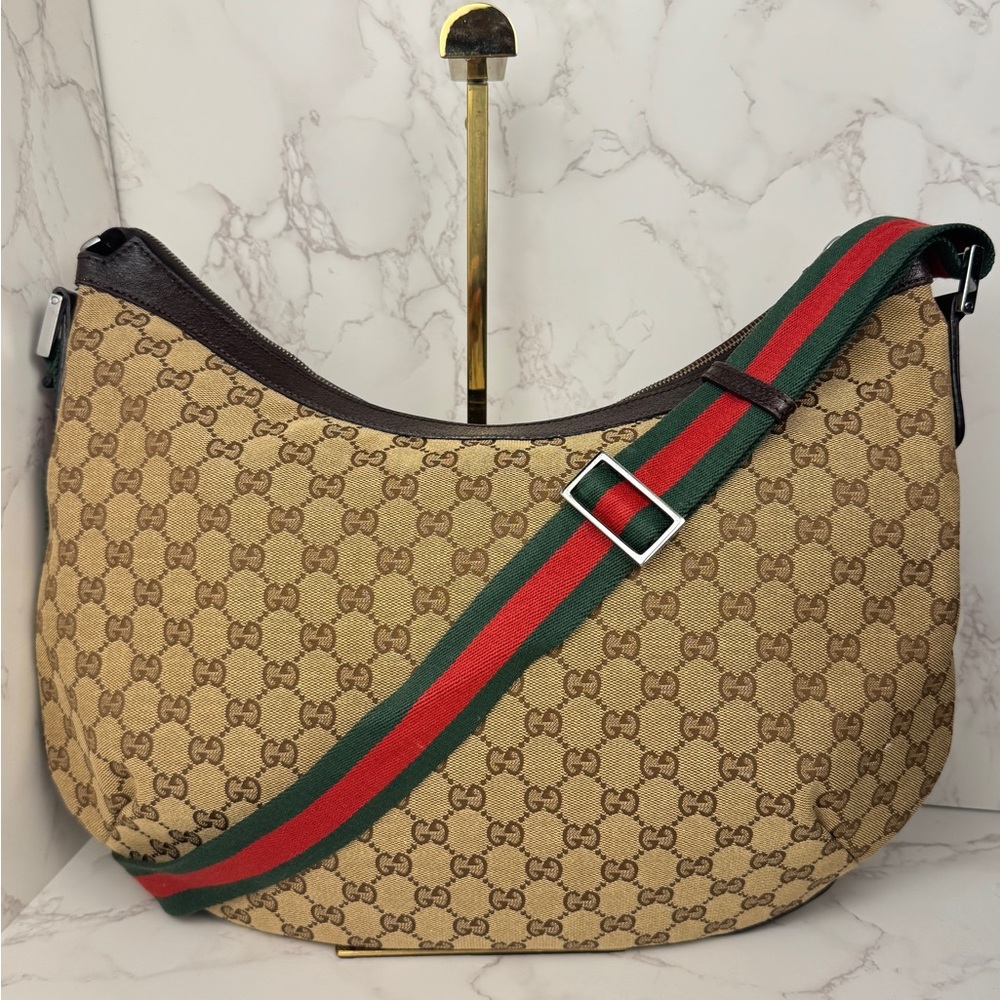 Gucci Half Moon Saddle Crossbody GG Canvas Hobo Bag with Green and Red Strap - Picture 3 of 16